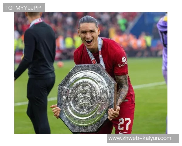 努涅斯在赛季中的崛起与挑战分析及未来发展展望